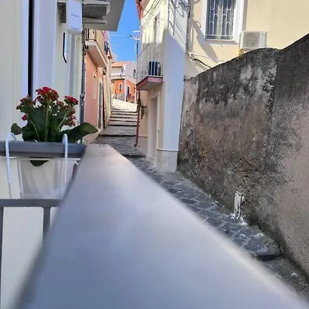 Casa 'da Annunziata' Few Steps From The Sea