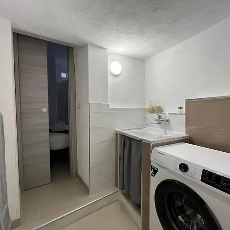 Casa 'da Annunziata' Few Steps From The Sea