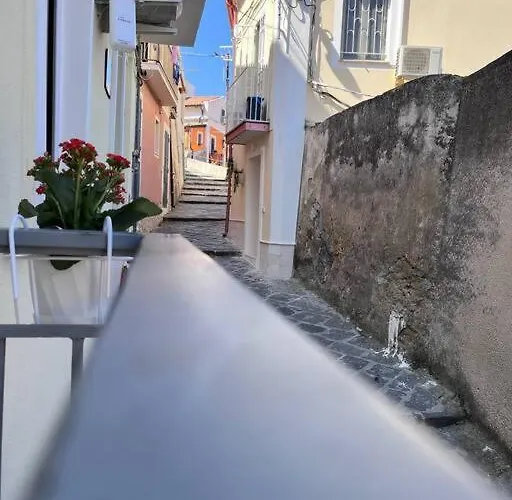 Casa 'da Annunziata' Few Steps From The Sea